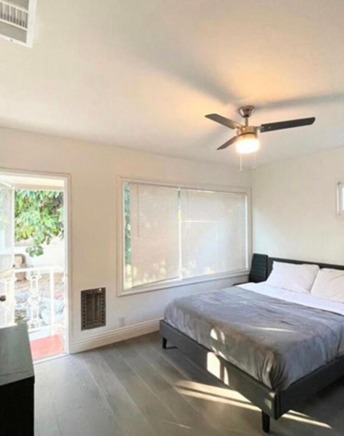 Sunset Strip Bed and Breakfast Los Angeles Eksteriør billede